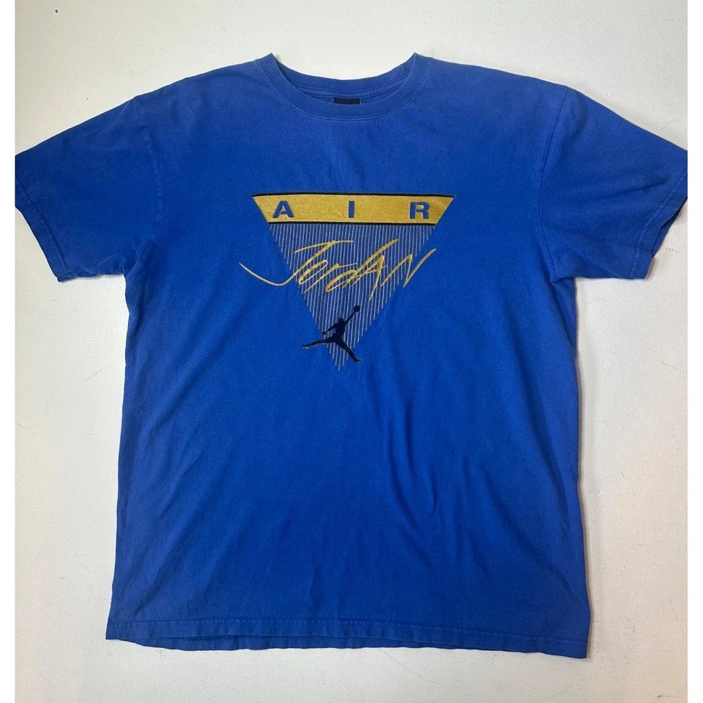 Vintage Jordan Brand 1998-2002 Air Triangle Jumpman Tee – Gold Print – Made in M
